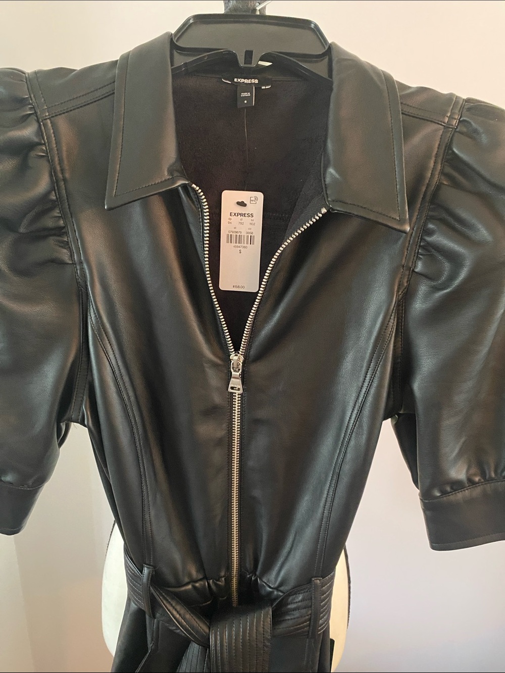 Express NWT black faux leather jumpsuit size small - Picture 5 of 9